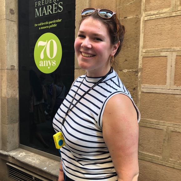 Meet your Posher, Sarah - Picture 3 of 5